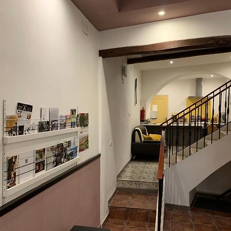 Hostal Casa Michaels Mora d'Ebre Bagian luar foto