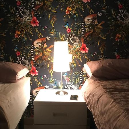 Hostal Casa Michaels Mora d'Ebre Bagian luar foto