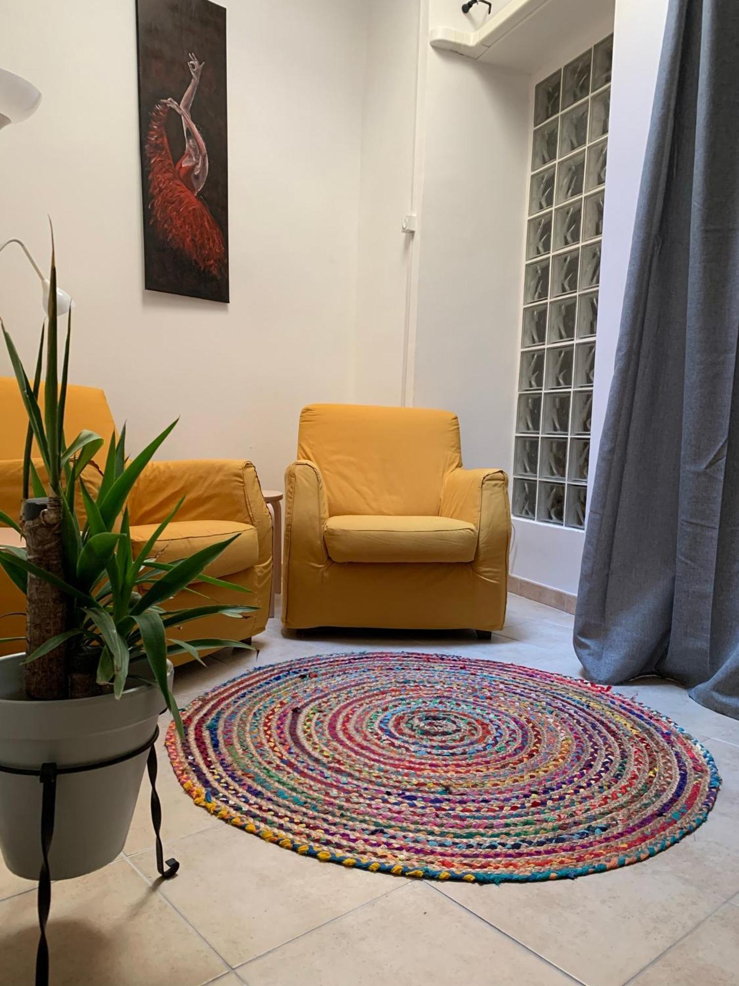 Hostal Casa Michaels Mora d'Ebre Bagian luar foto
